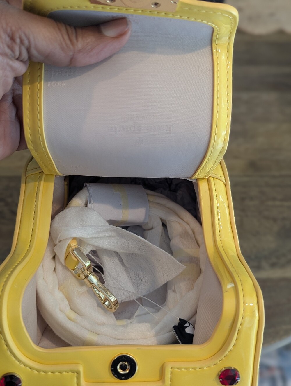 Kate Spade New York  🚖                        Crossbody - Picture 6 of 9